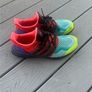 Adidas Ultraboost 19 Multi-Color – Men’s Size 11 Rare Color-way